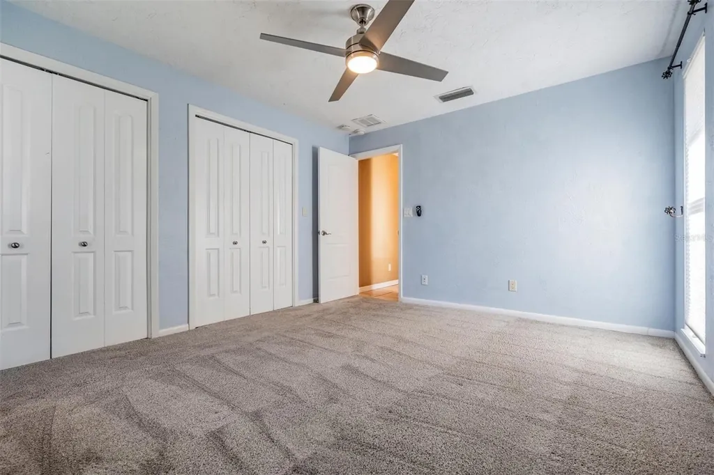 1926 Montana Avenue NE St Petersburg FL 33703