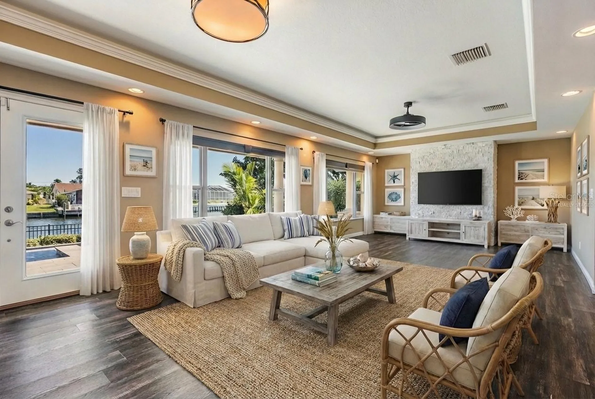 1926 Montana Avenue NE St Petersburg FL 33703