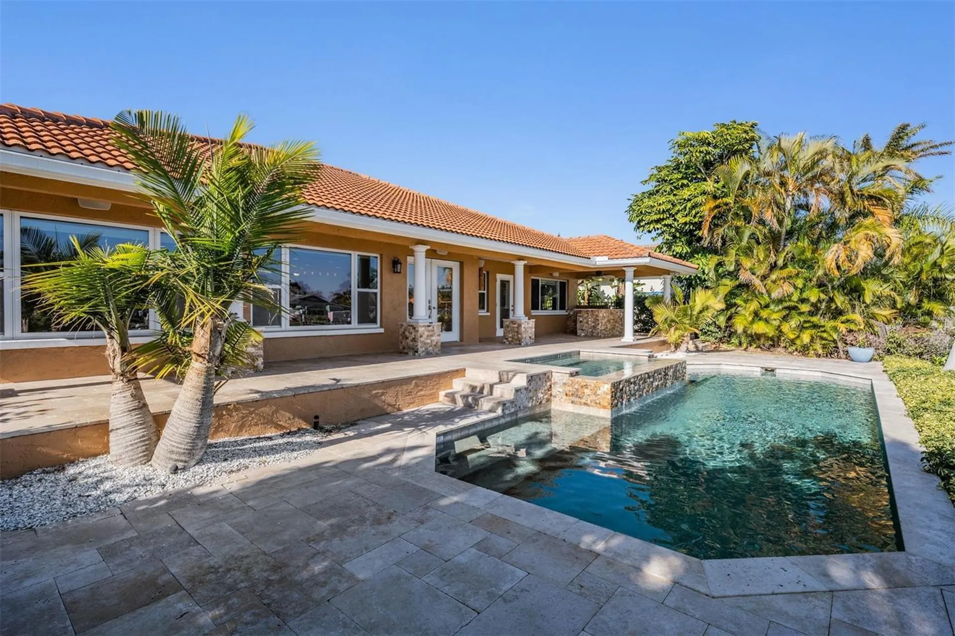 1926 Montana Avenue NE St Petersburg FL 33703