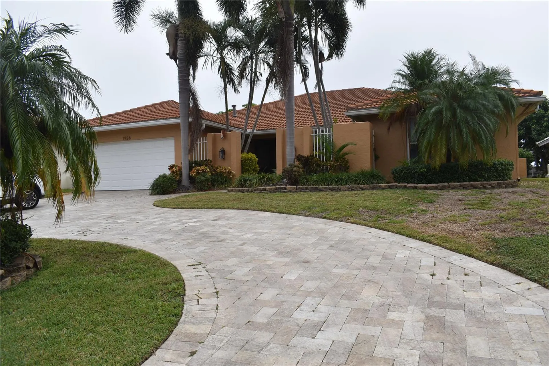 1926 Montana Avenue NE St Petersburg FL 33703