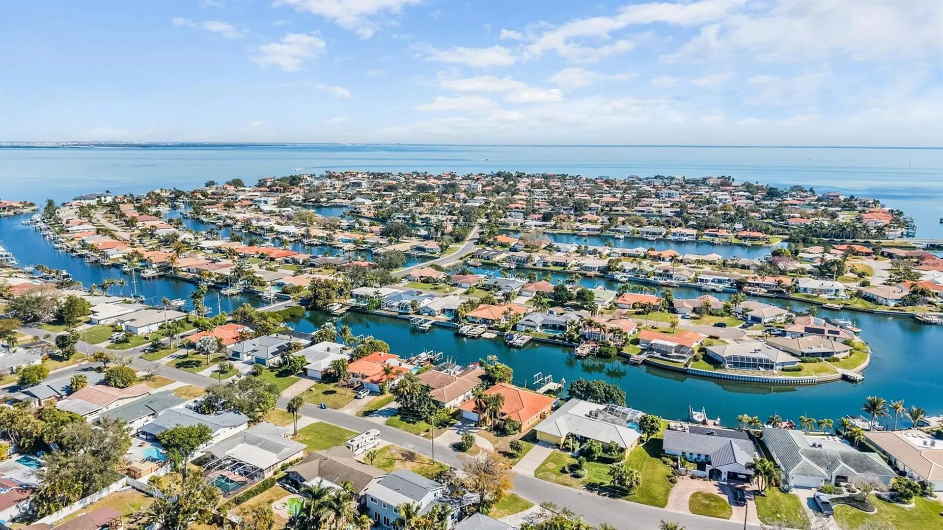 1926 Montana Avenue NE St Petersburg FL 33703