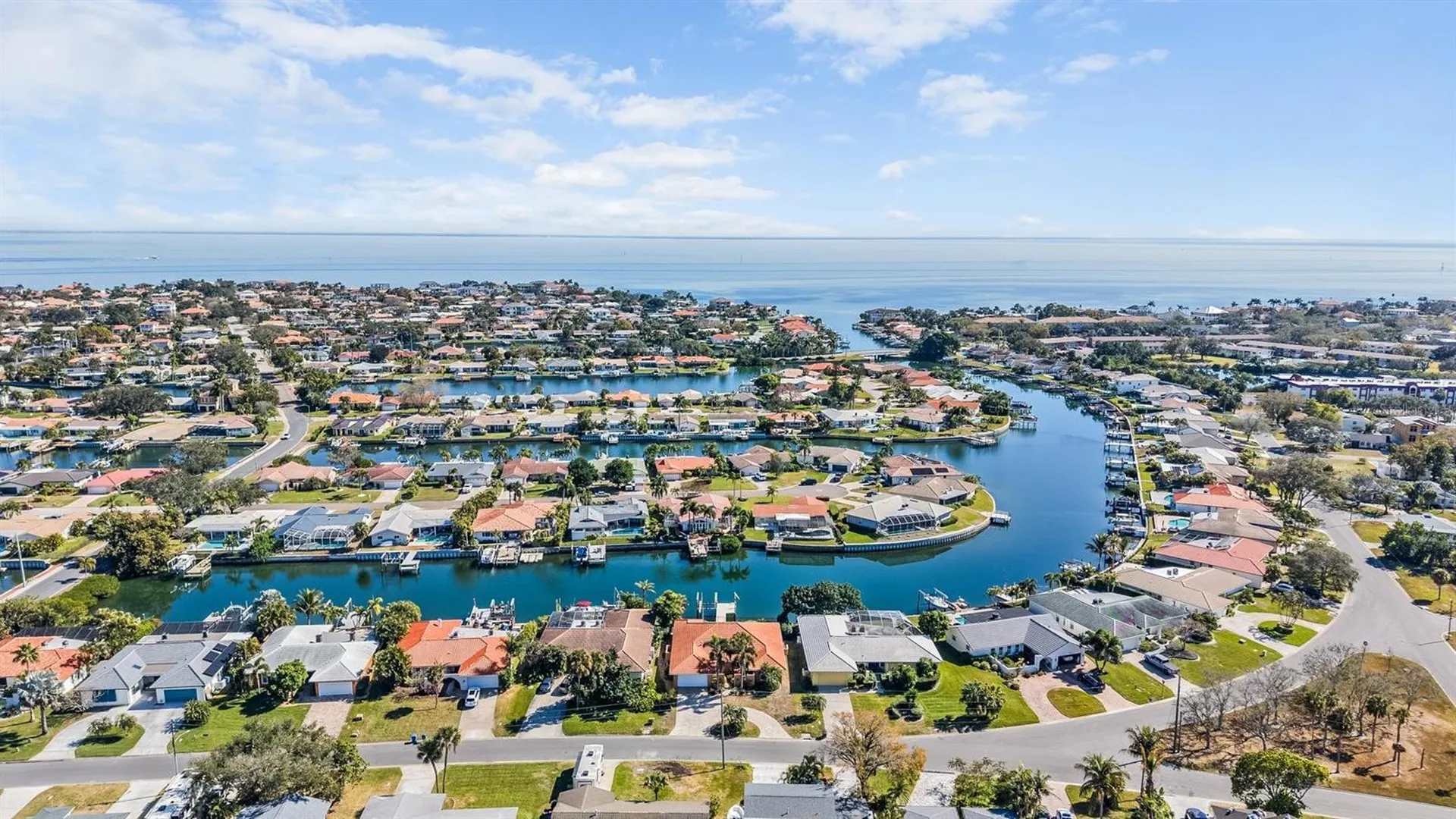 1926 Montana Avenue NE St Petersburg FL 33703