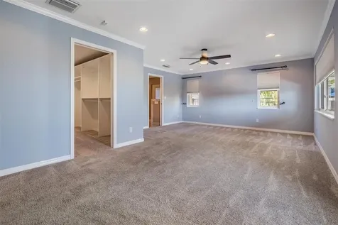 1926 Montana Avenue NE St Petersburg FL 33703