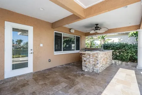 1926 Montana Avenue NE St Petersburg FL 33703