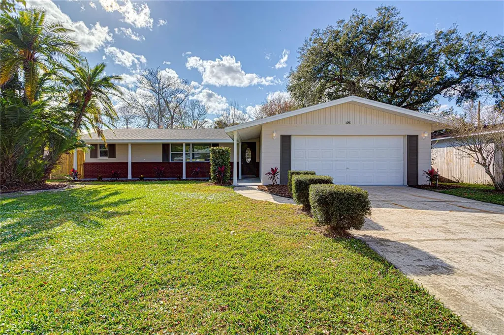 1648 Caldwell Road Daytona Beach FL 32119