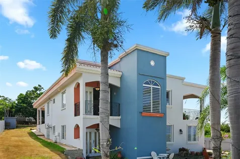 8466 Calle Los Lugo Quebradillas PR 00678