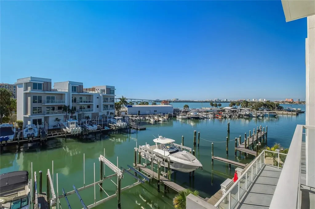920 N Osceola Avenue Clearwater FL 33755