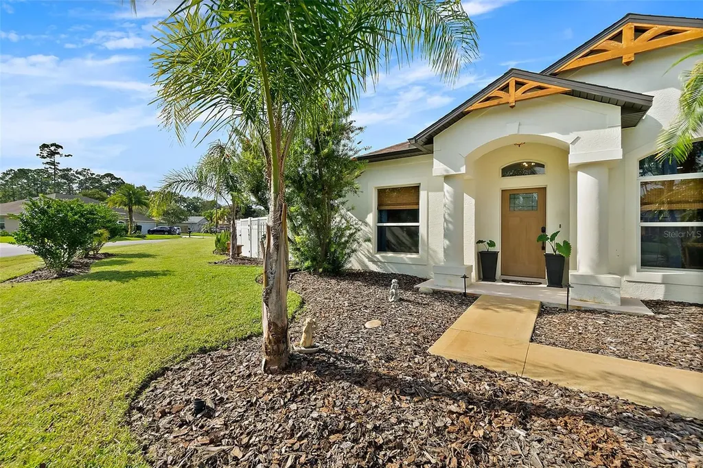 20 Eastwood Drive Palm Coast FL 32164