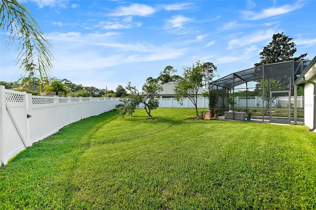 20 Eastwood Drive Palm Coast FL 32164