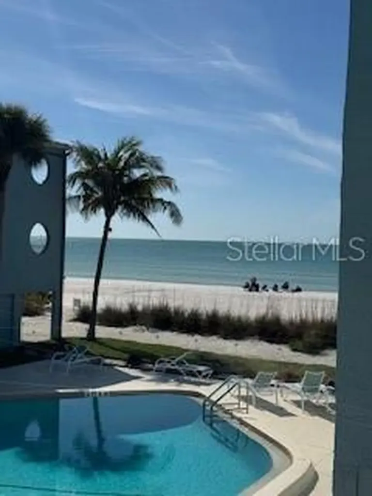 7000 Gulf Drive Holmes Beach FL 34217