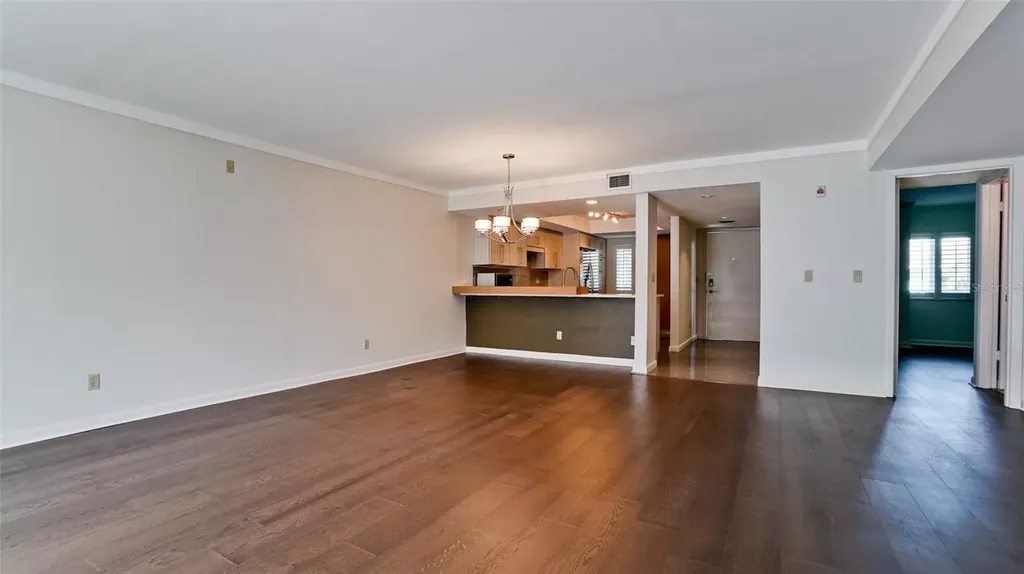 7000 Gulf Drive Holmes Beach FL 34217