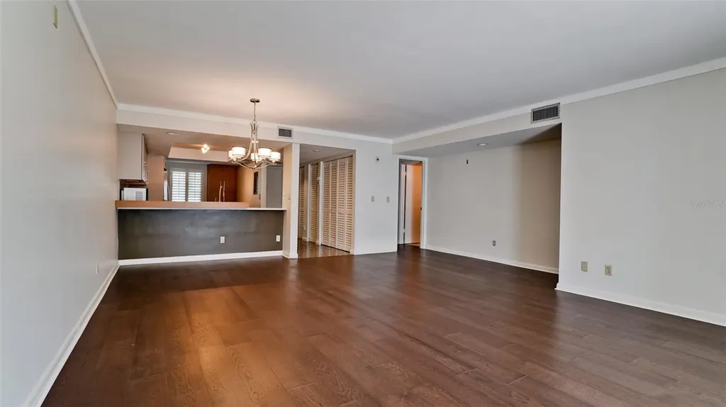 7000 Gulf Drive Holmes Beach FL 34217