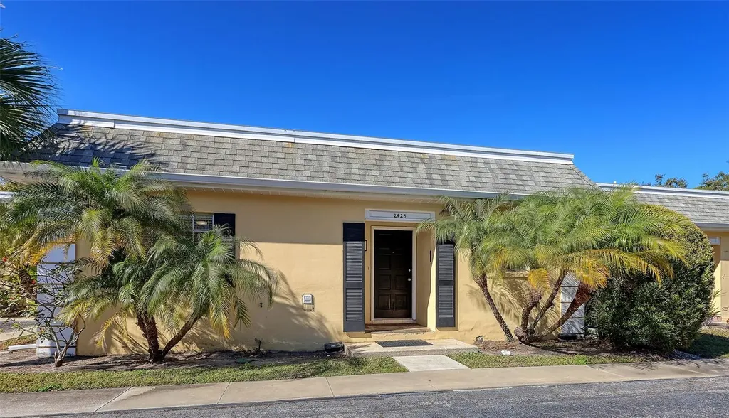 2425 Aspinwall Street Sarasota FL 34237
