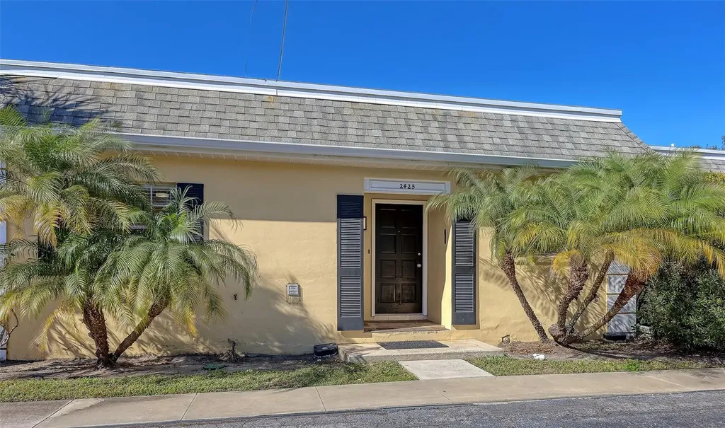 2425 Aspinwall Street Sarasota FL 34237