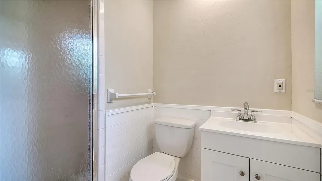 2425 Aspinwall Street Sarasota FL 34237