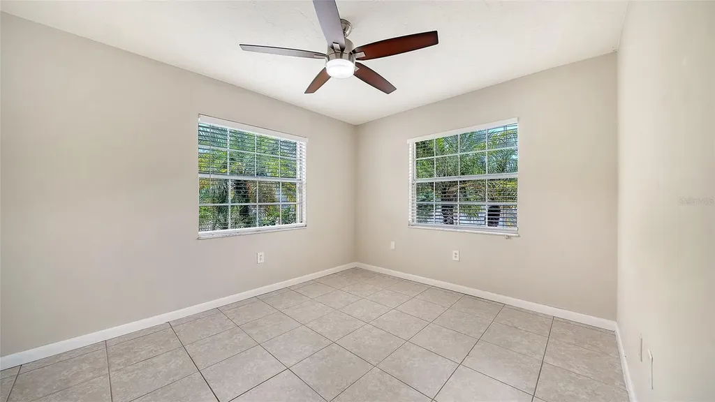 2425 Aspinwall Street Sarasota FL 34237