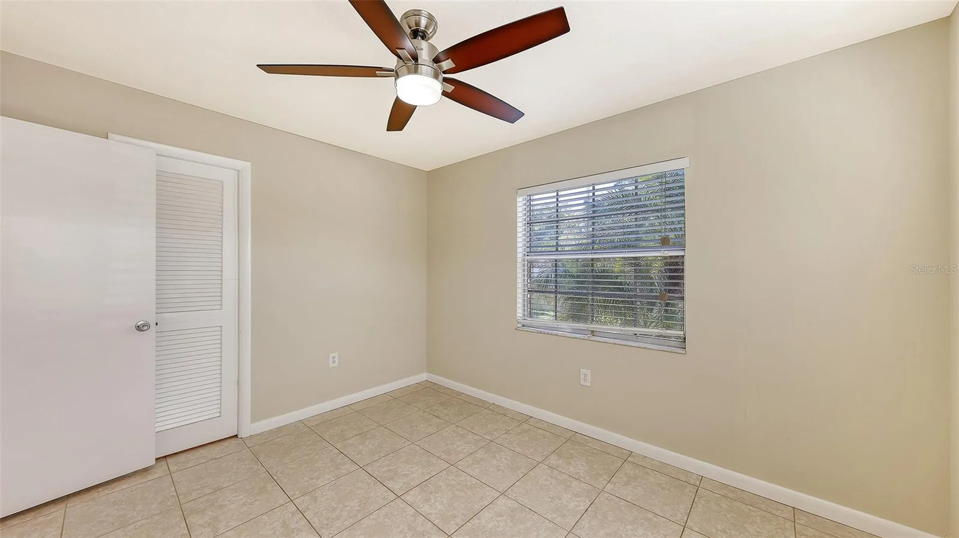 2425 Aspinwall Street Sarasota FL 34237