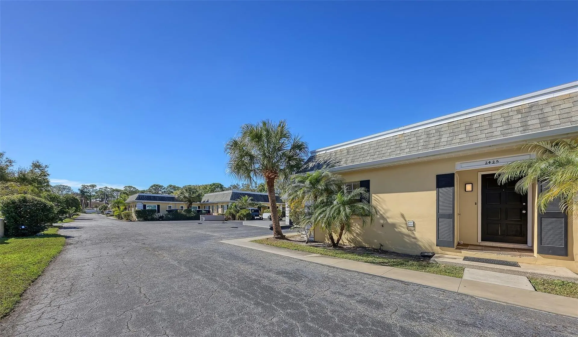2425 Aspinwall Street Sarasota FL 34237