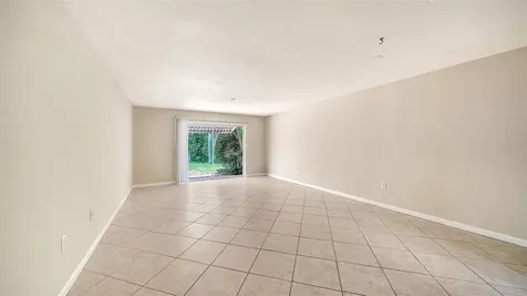 2425 Aspinwall Street Sarasota FL 34237