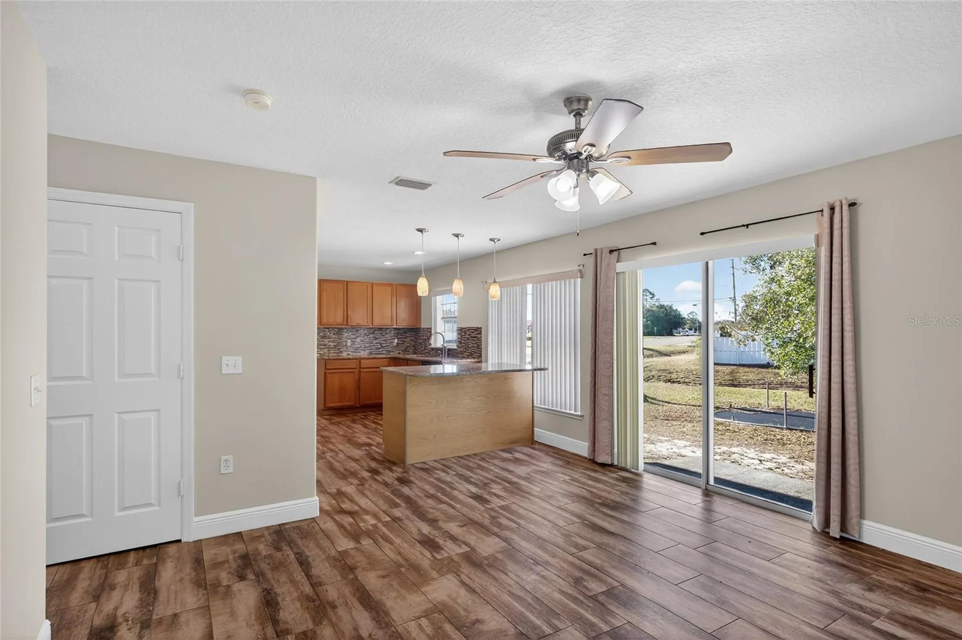 1001 Dampierre Court Kissimmee FL 34759