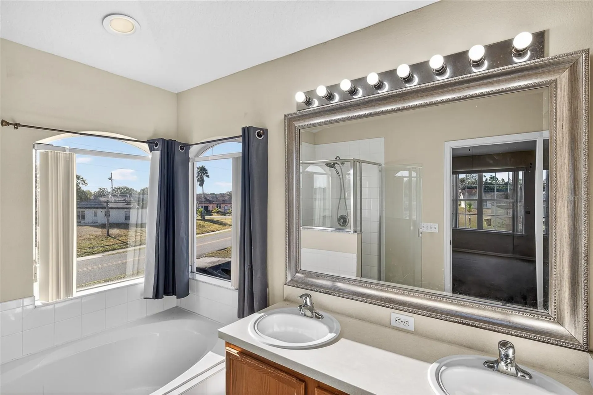 1001 Dampierre Court Kissimmee FL 34759