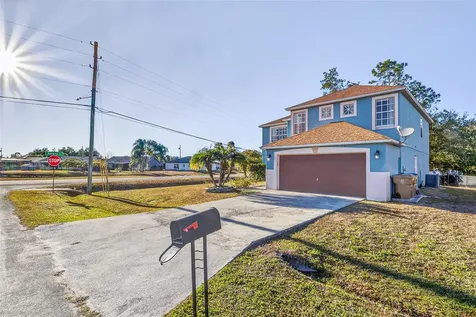 1001 Dampierre Court Kissimmee FL 34759