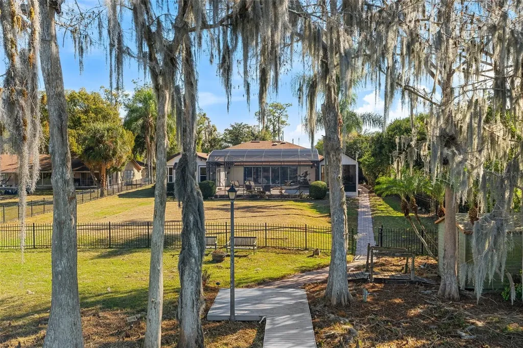 4469 Old Bear Run Winter Park FL 32792