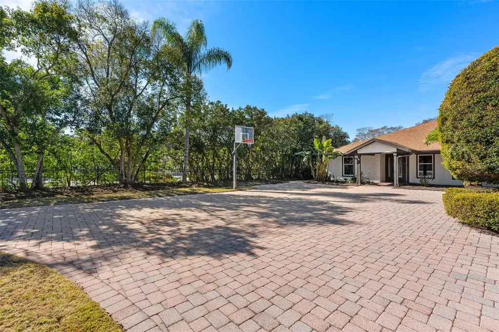 4469 Old Bear Run Winter Park FL 32792