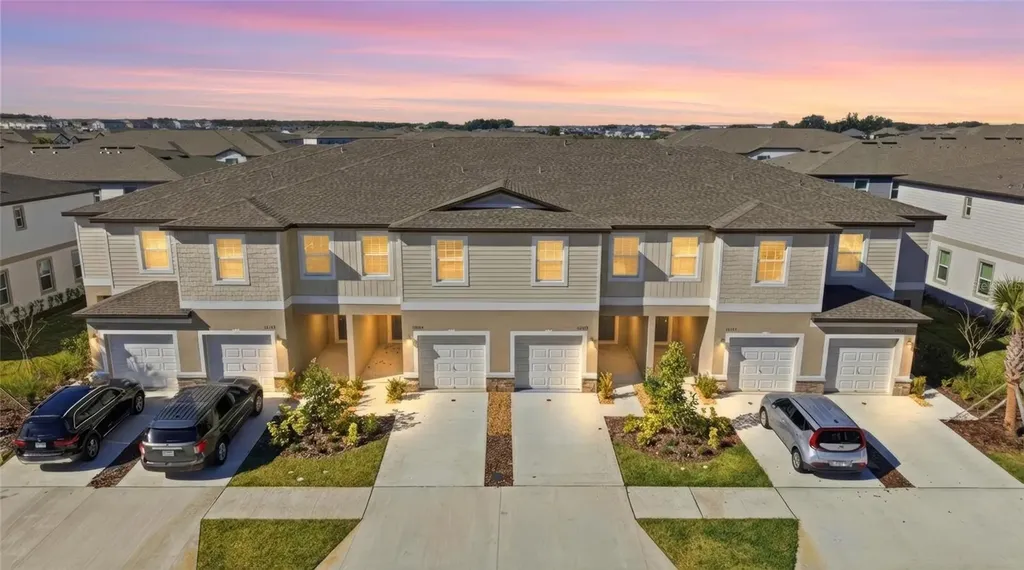 10149 Trumpet Honeysuckle Way San Antonio FL 33576