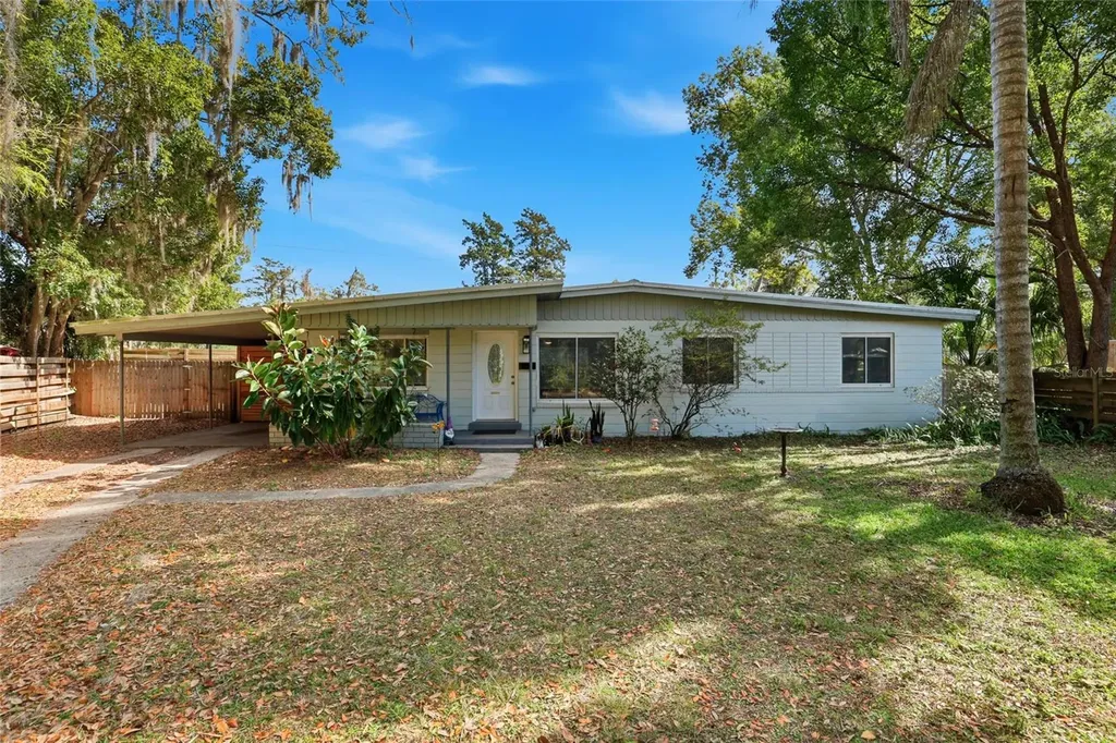 1115 NE 5th Place Gainesville FL 32601