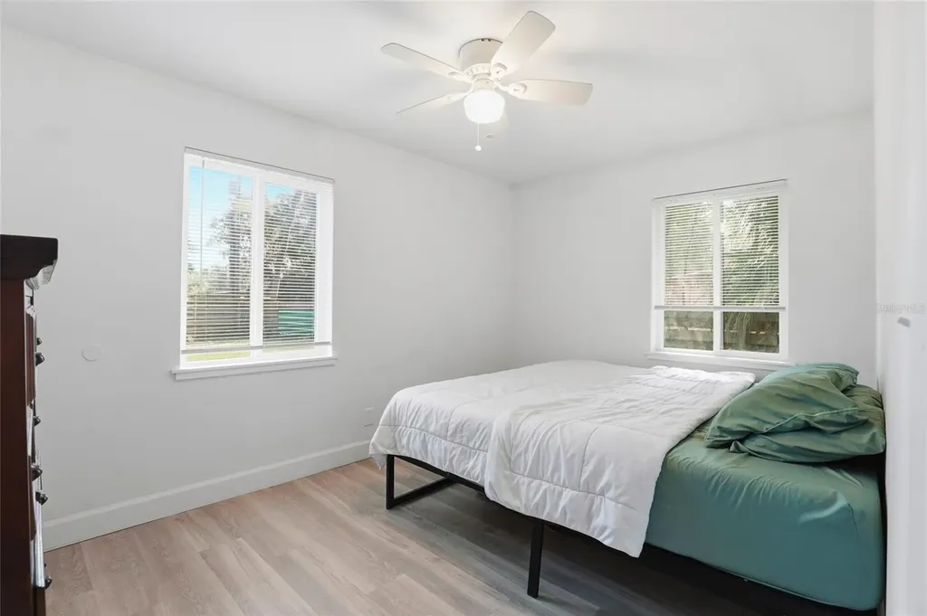 1115 NE 5th Place Gainesville FL 32601