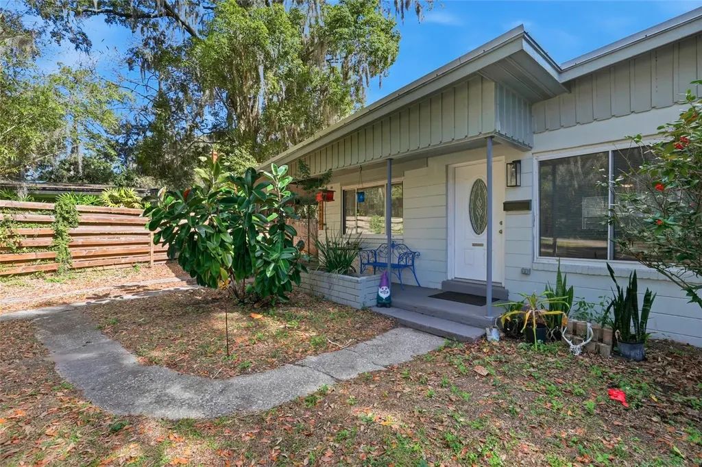 1115 NE 5th Place Gainesville FL 32601