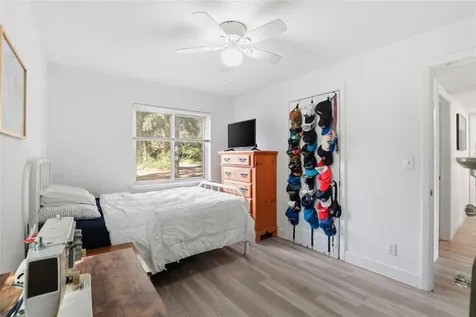 1115 NE 5th Place Gainesville FL 32601
