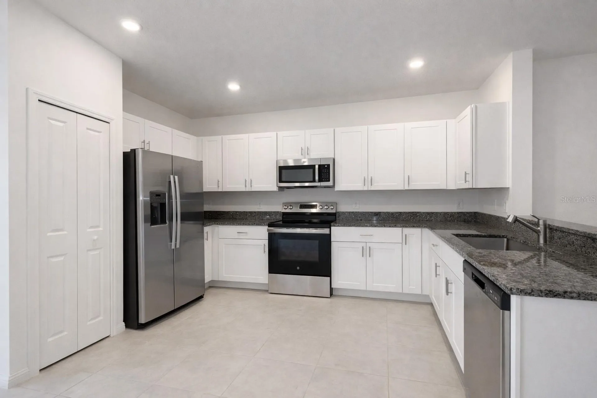 6090 Shiner Street Land O Lakes FL 34638