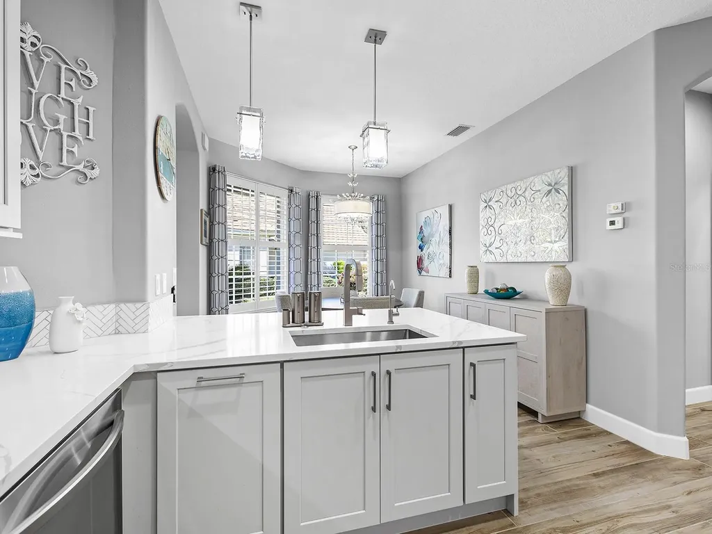 7052 Woodmore Terrace Lakewood Ranch FL 34202