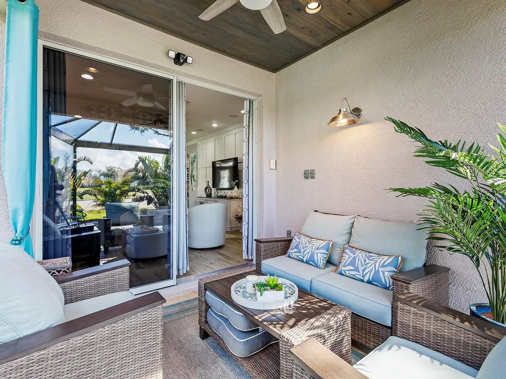 7052 Woodmore Terrace Lakewood Ranch FL 34202