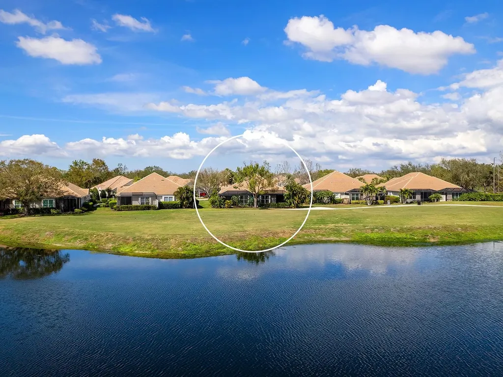 7052 Woodmore Terrace Lakewood Ranch FL 34202