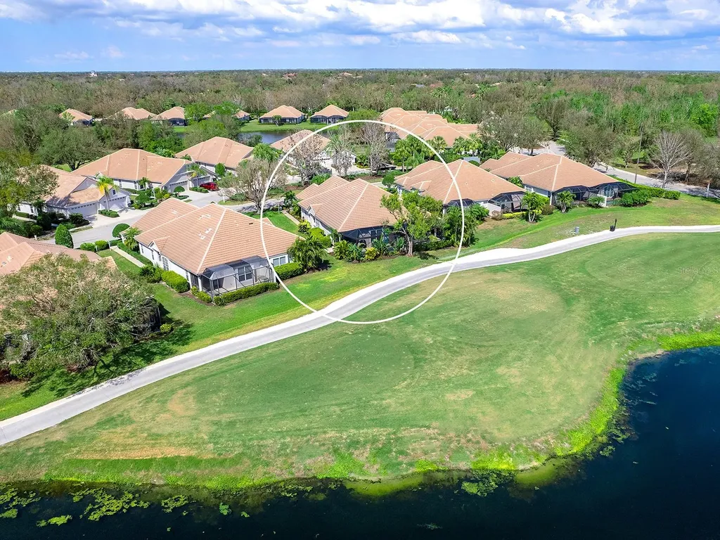 7052 Woodmore Terrace Lakewood Ranch FL 34202