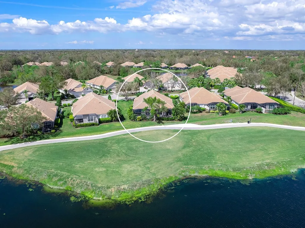 7052 Woodmore Terrace Lakewood Ranch FL 34202