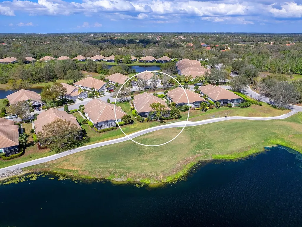 7052 Woodmore Terrace Lakewood Ranch FL 34202