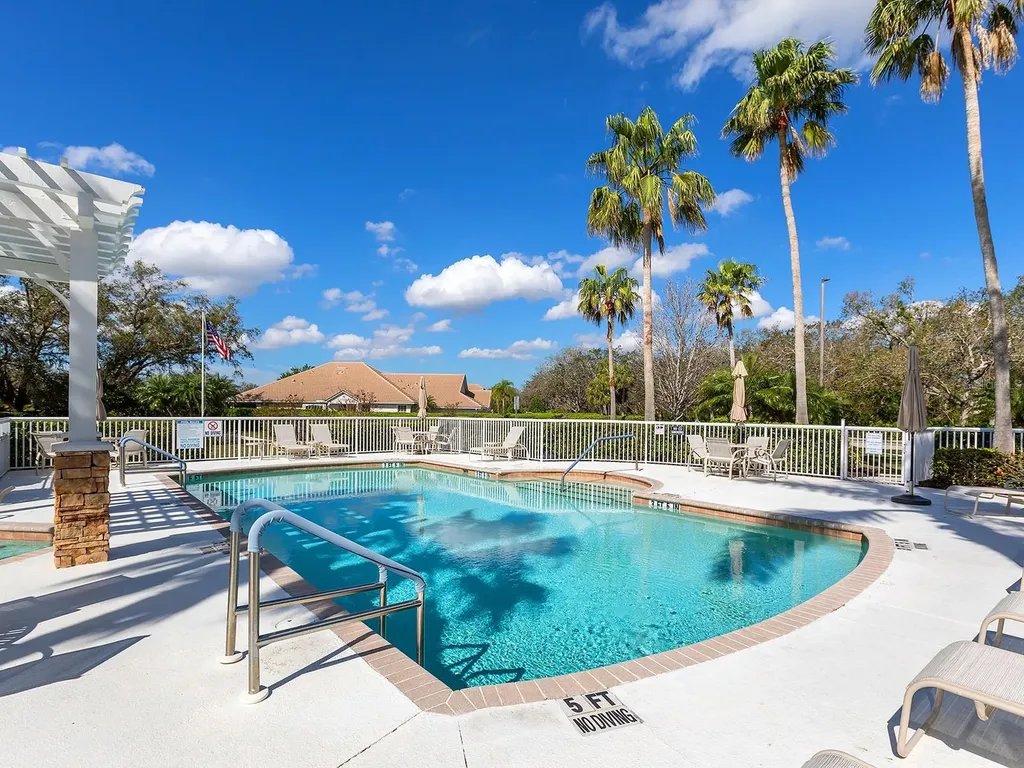 7052 Woodmore Terrace Lakewood Ranch FL 34202