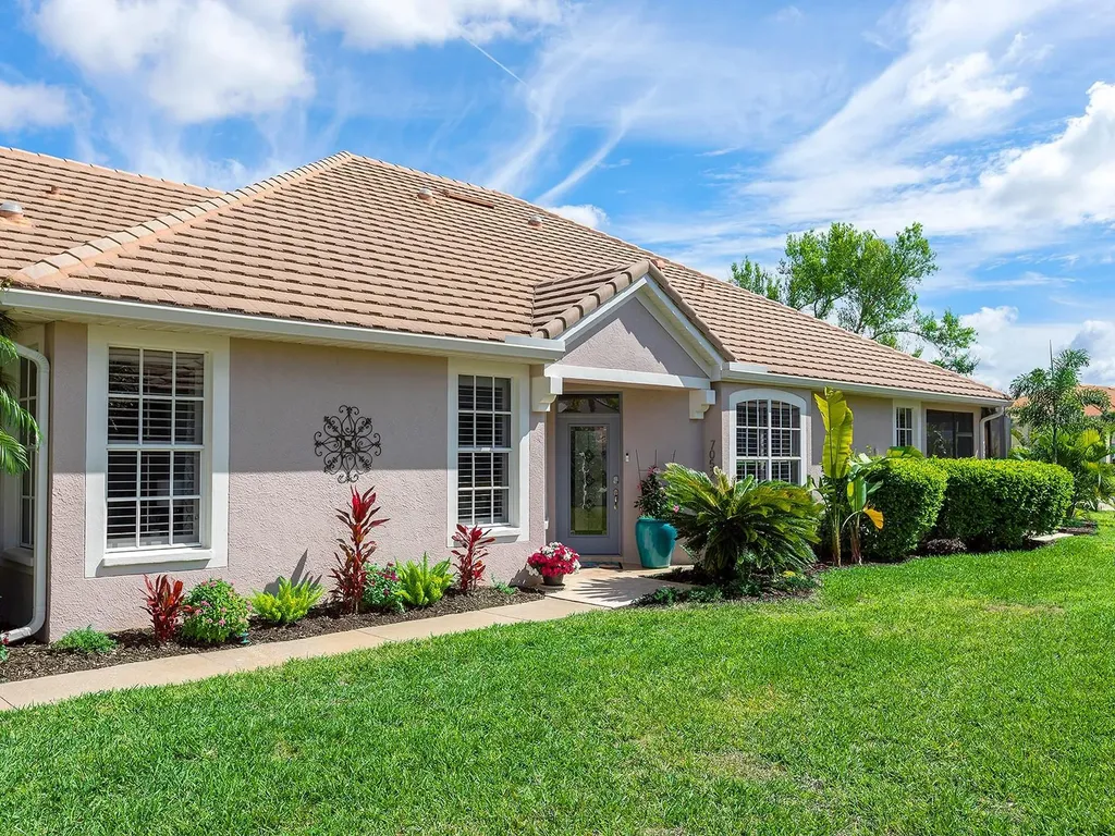 7052 Woodmore Terrace Lakewood Ranch FL 34202