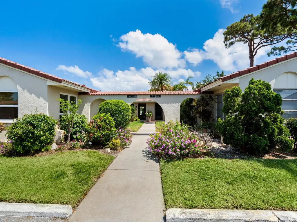 2153 Pueblo Circle Sarasota FL 34231