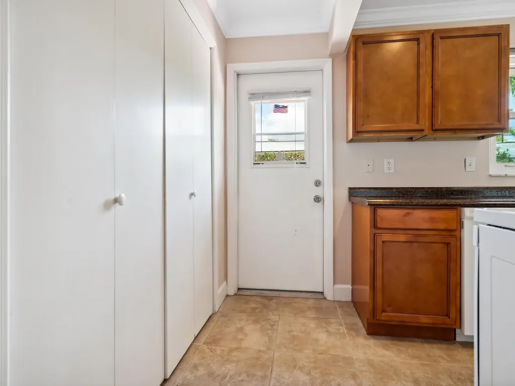 2153 Pueblo Circle Sarasota FL 34231