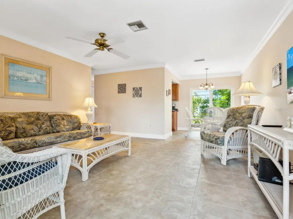 2153 Pueblo Circle Sarasota FL 34231
