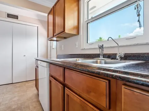 2153 Pueblo Circle Sarasota FL 34231