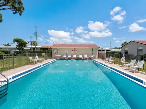 2153 Pueblo Circle Sarasota FL 34231