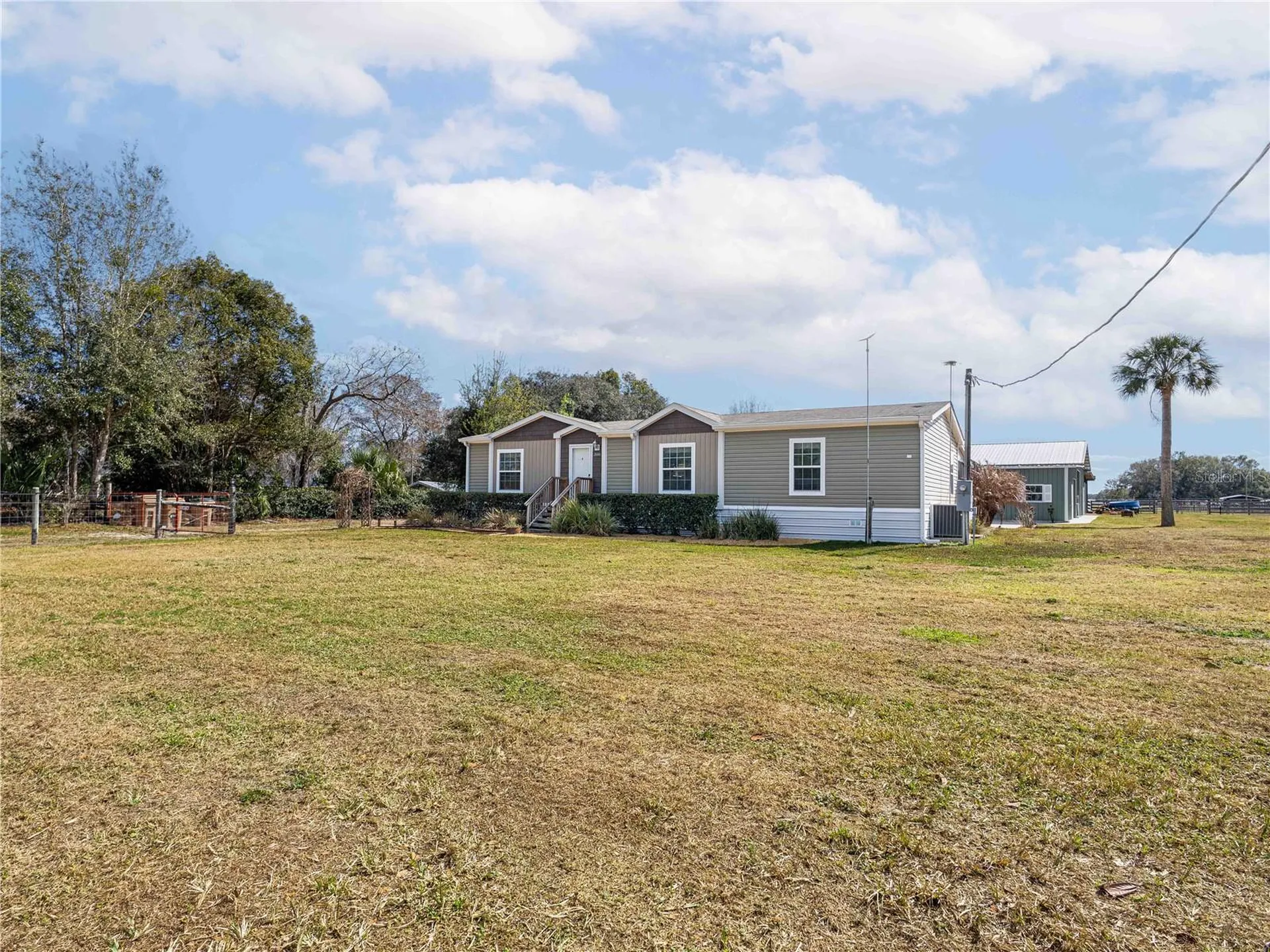 26444 County Road 44a Eustis FL 32736