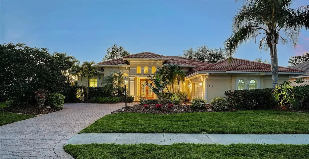 7512 Abbey Glen Lakewood Ranch FL 34202
