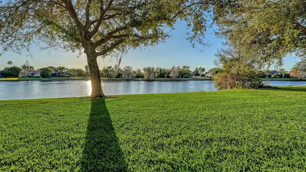 7512 Abbey Glen Lakewood Ranch FL 34202